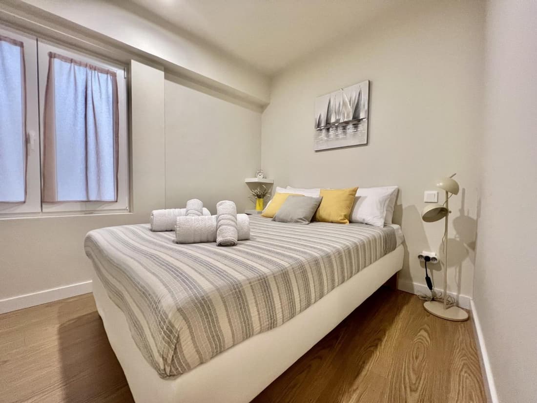Cozy San Cristobal Apartment in Heart of Alicante
