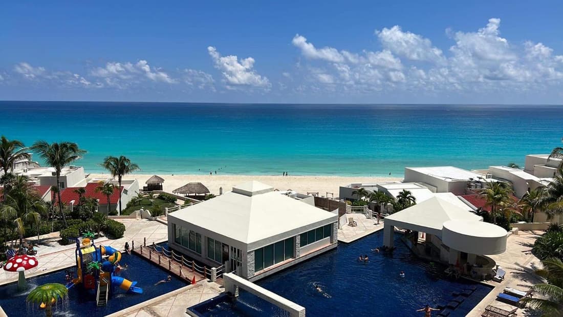 Solymar Cancún beachfront condos