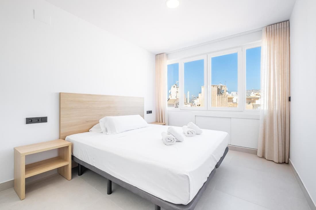 Lux Center 5-C Deluxe Beach Apartment-Old Town