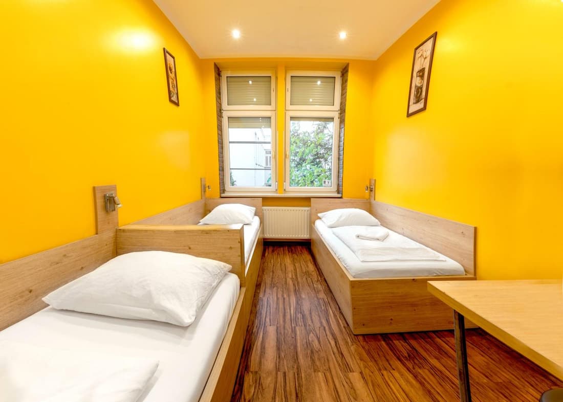 Do Step Inn Home - Hotel & Hostel