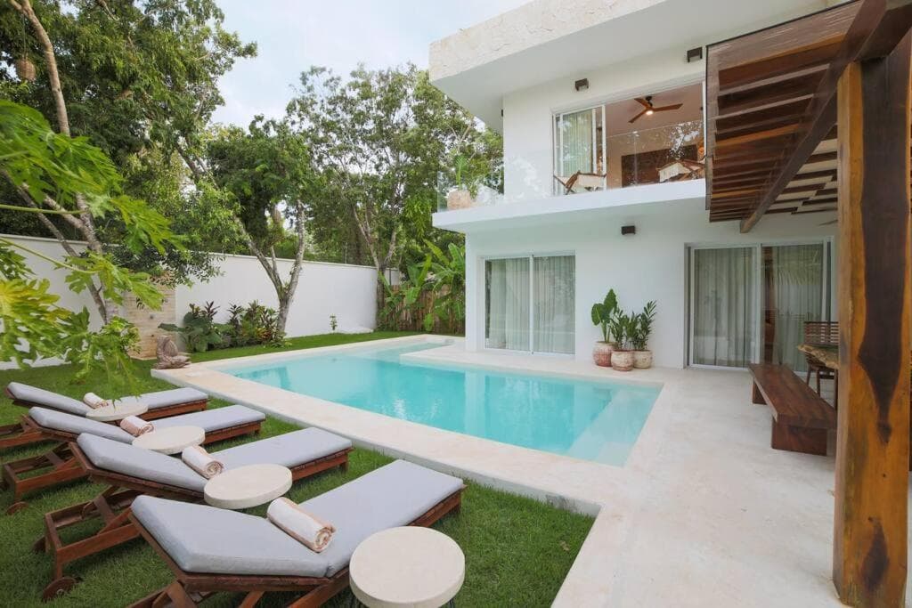 Estrena espectacular Villa, piscina XL y jacuzzi