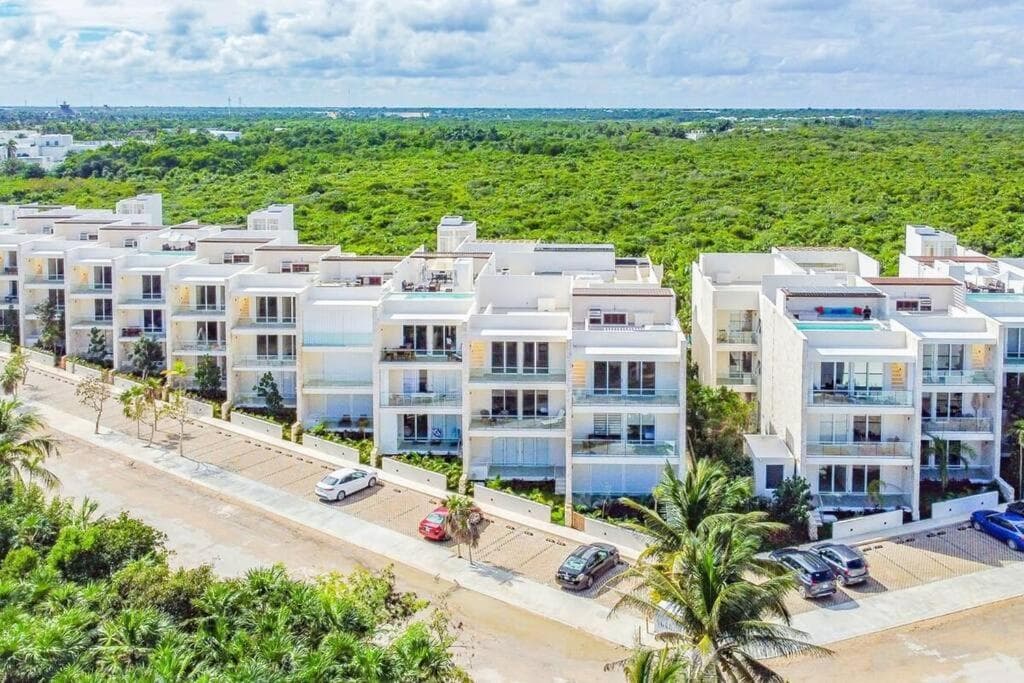 Tortuga Azul Private Terrace Rooftop Pool W BBQ Beach Access 11 Pools Beach Club