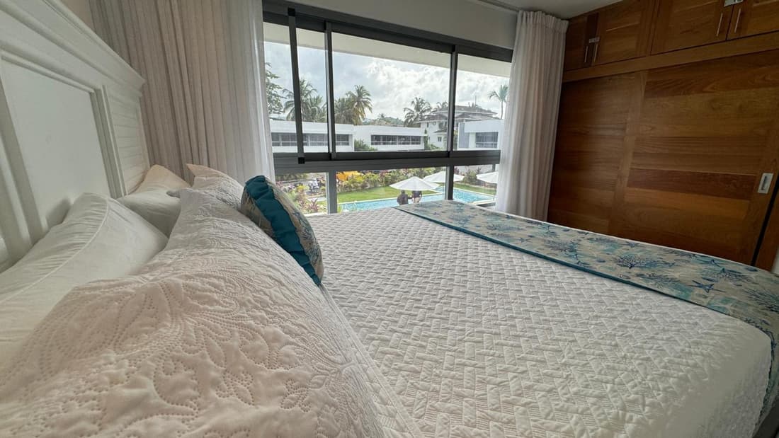 3 Bedroom Beach Villa - Generator - Washer