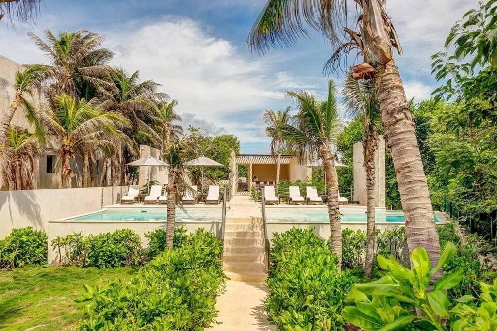 Akumal Bay With Access To The Beach 7 Rooftop Pools