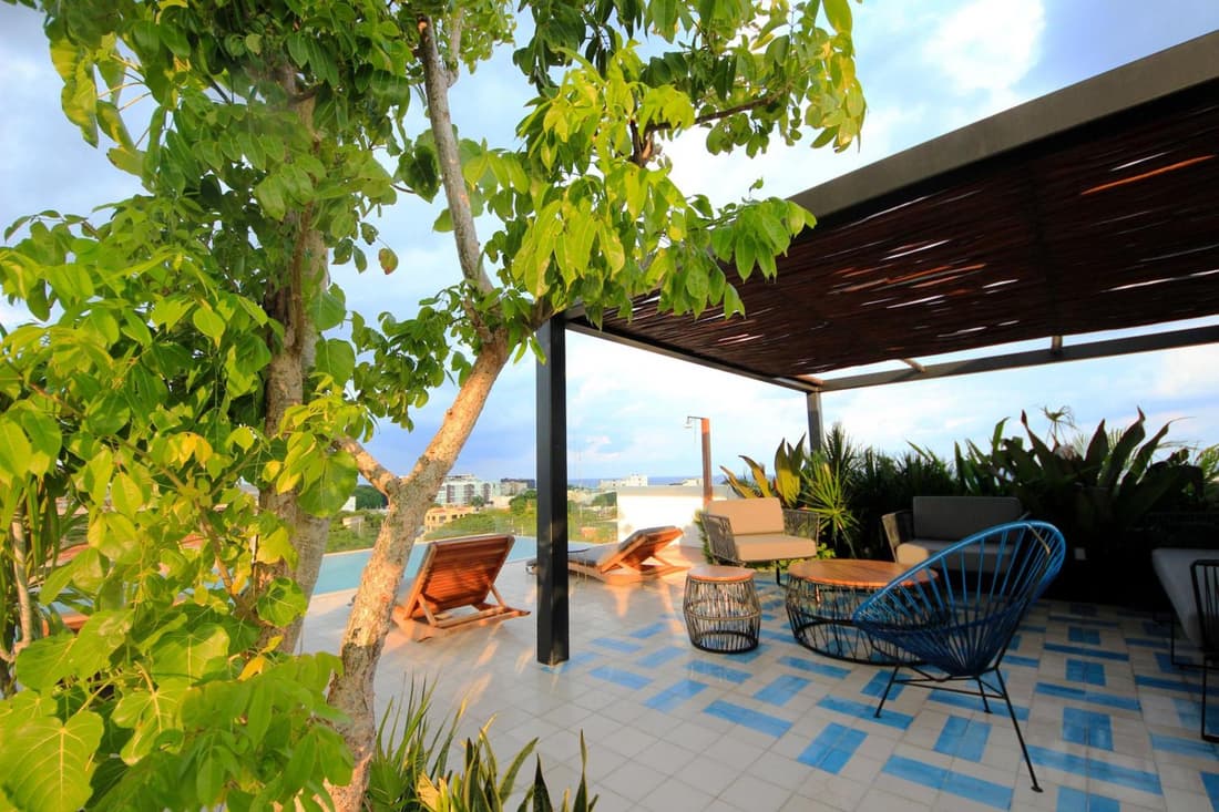 Spacious Studio, amazing rooftop with sea view