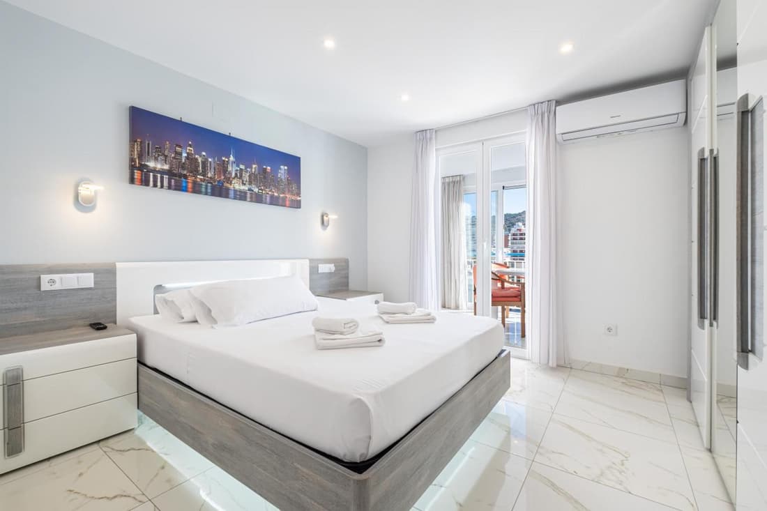 Copacabana 10-B Apartment Levante Beach
