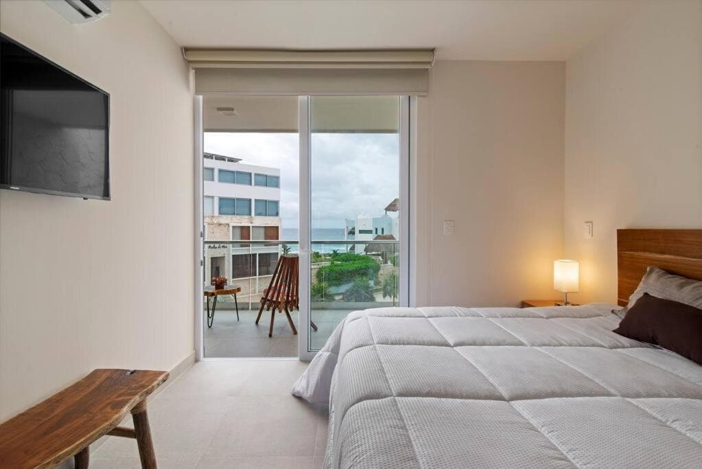 Oceanfront Seahorse Private Rooftop Terrace With Hot Tub Beach Access 11 Pools
