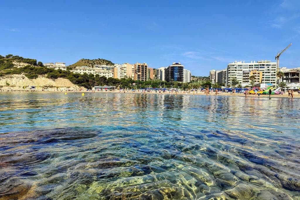 CALA ALTA modern apartment