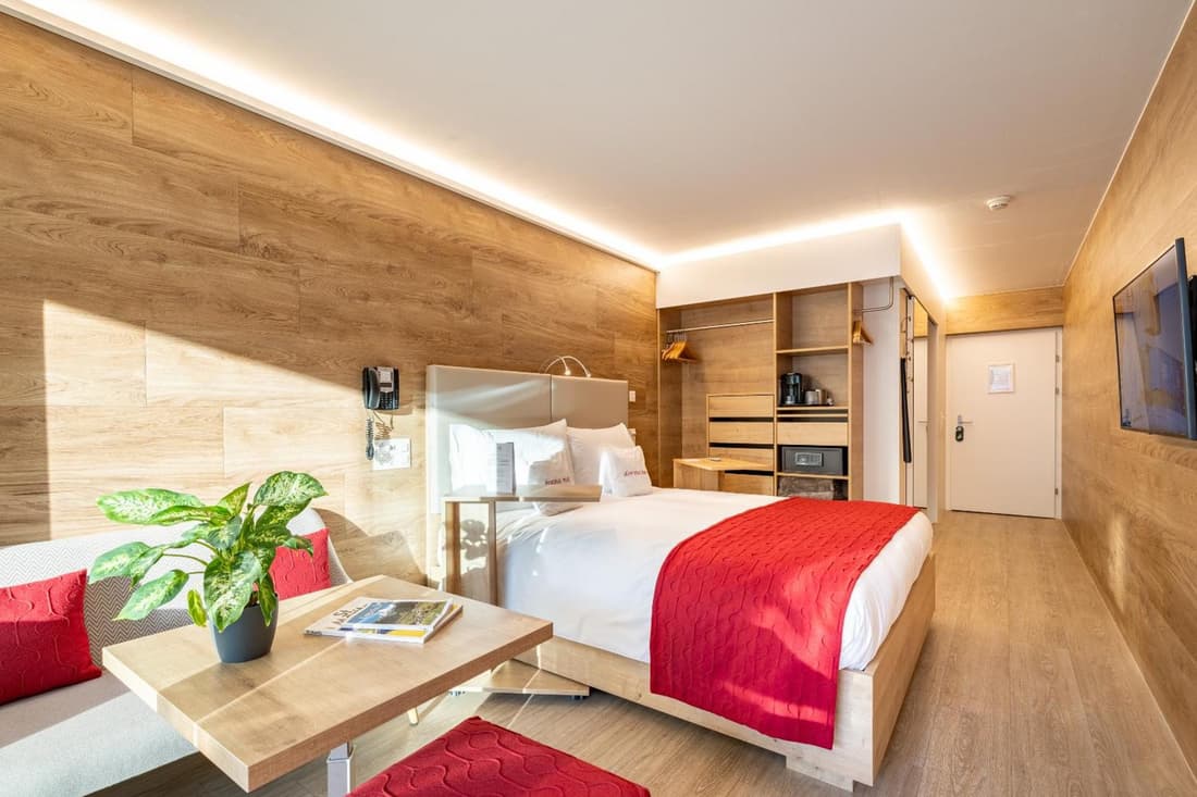 Hotel Sonne St. Moritz 3* Superior