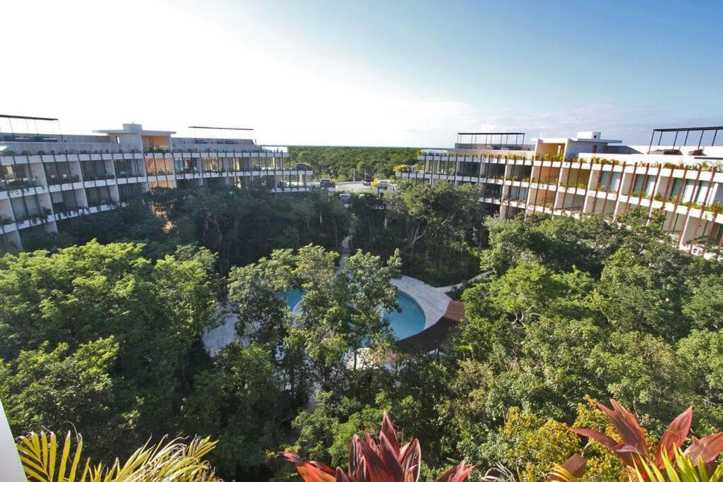 Luxury Jungle Loft, 7 Pools, Rooftop Panoramic View, Beach Shuttle, Fast WiFi