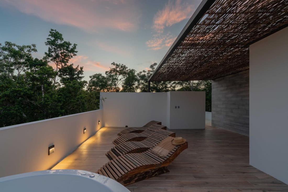 Twelve O'Clock - Luxury Villas