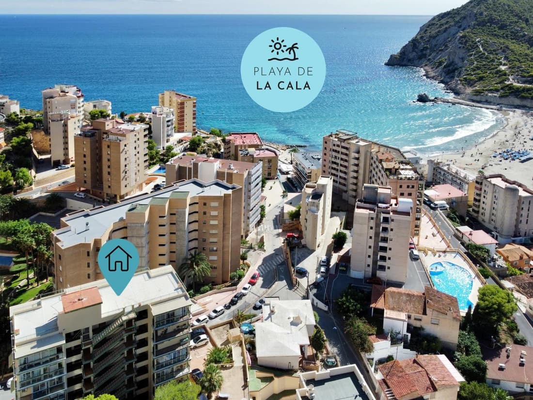 Apartamento con piscina - 2 playas