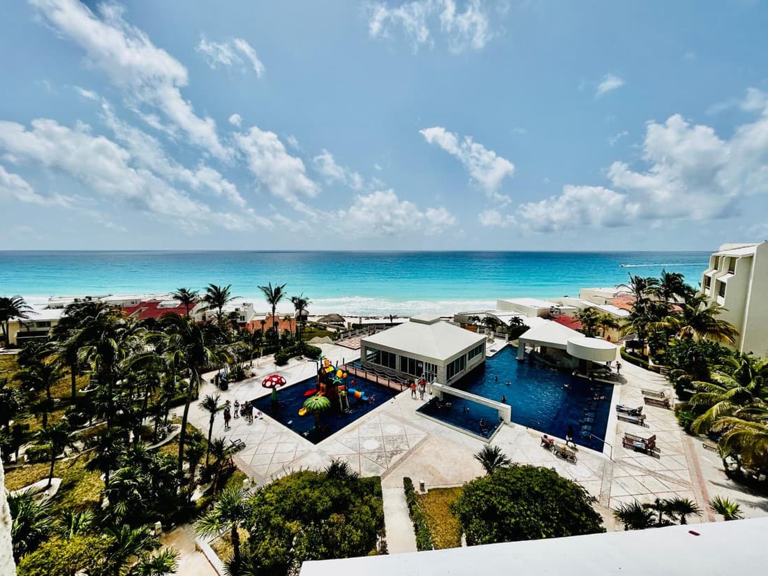 Solymar Cancún beachfront condos