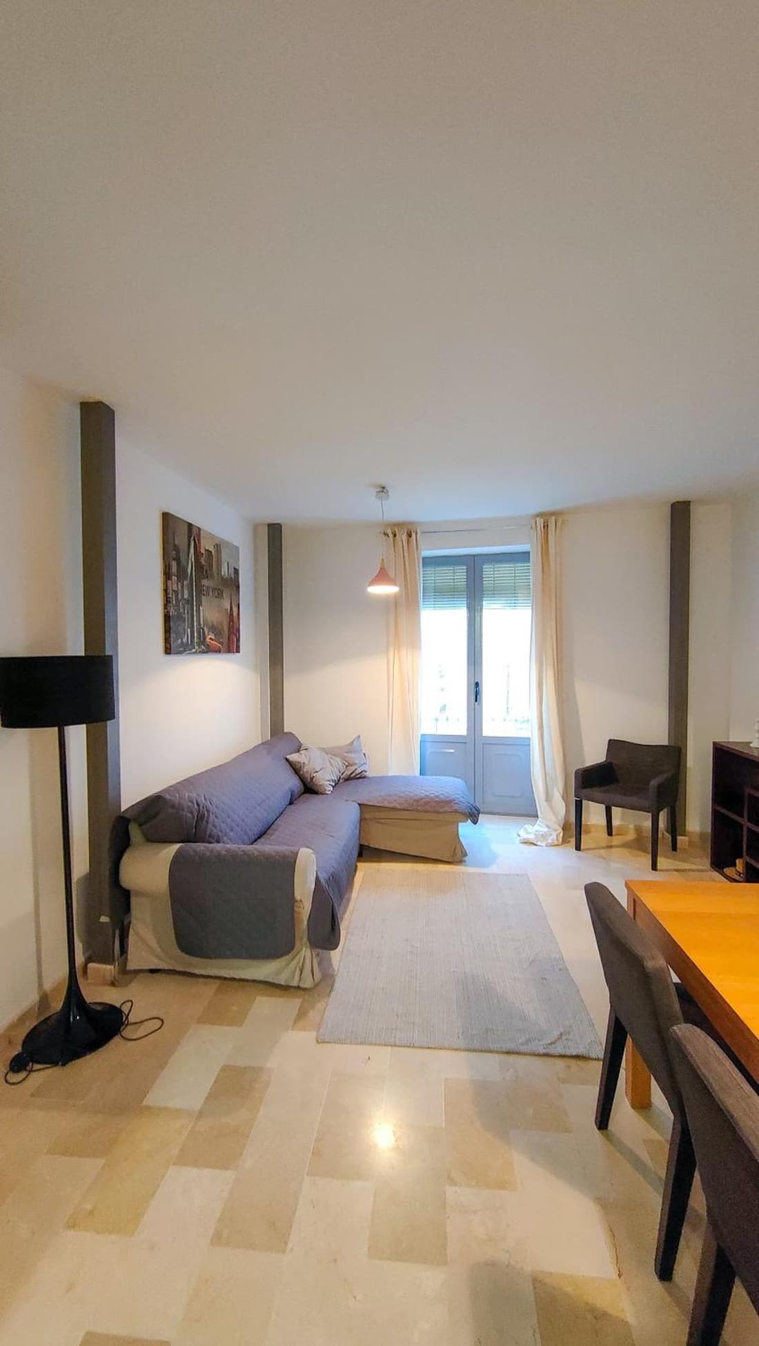 Palm Square - One minute from the sea!