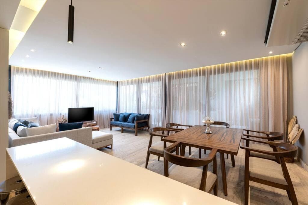 New 2 BD condo with private balcony