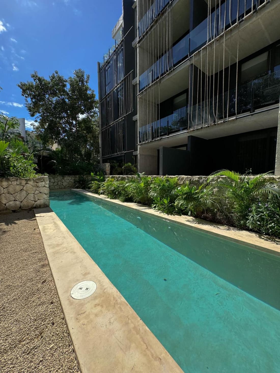 Luxury Studio-private individual pool-IIK C409 By Sandy Powerful