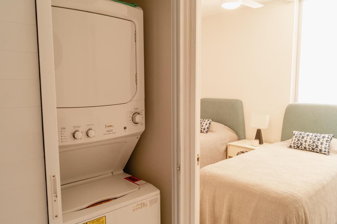 78796 Cozy unit by the Pool, Fiber Optic, 70m to Ocean