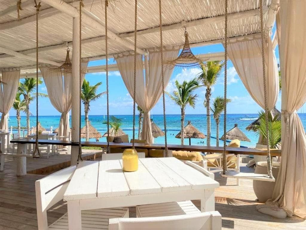Caribbean Golf and Beach Retreat