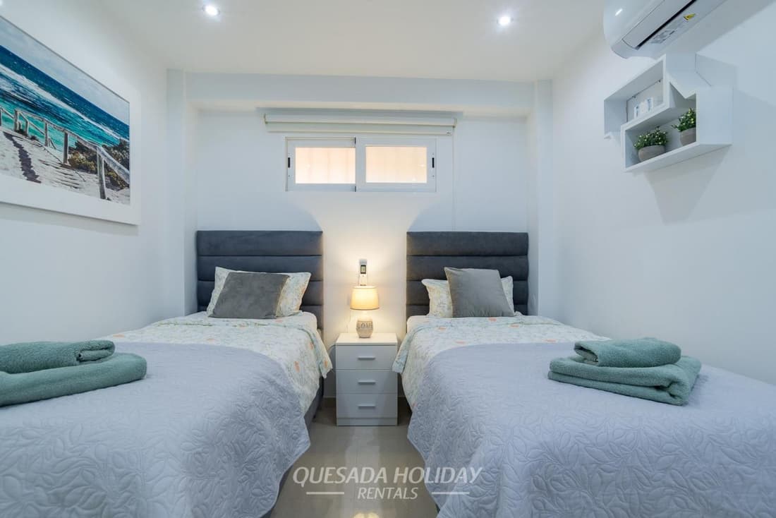 100mts to Beach, Luxury Apartment Benidorm Encanto