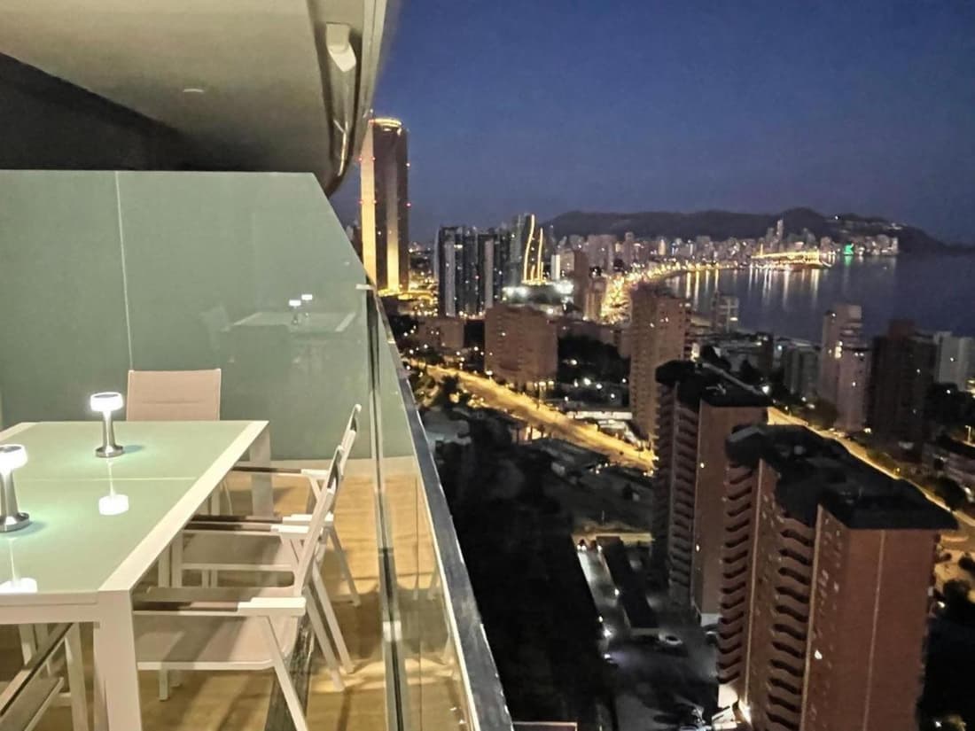 Benidorm Beach Belluba luxury bay
