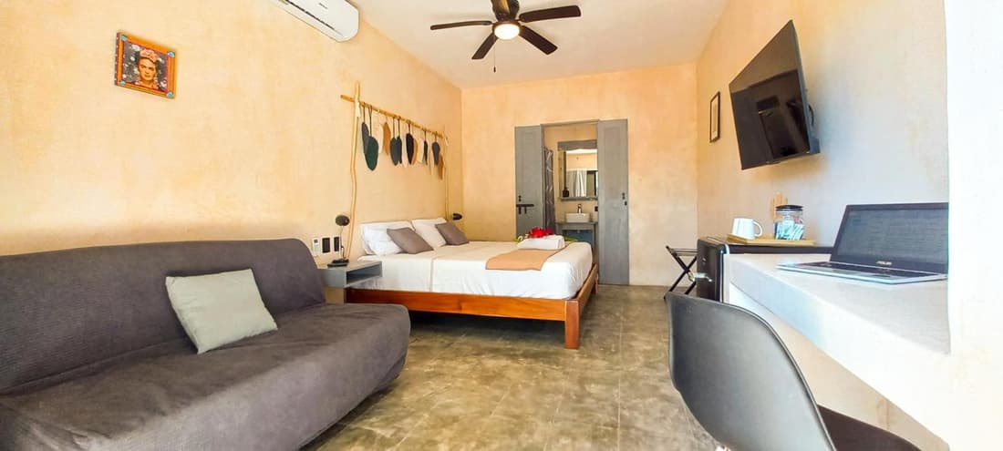 Charming colonial-style room in the heart of Valladolid