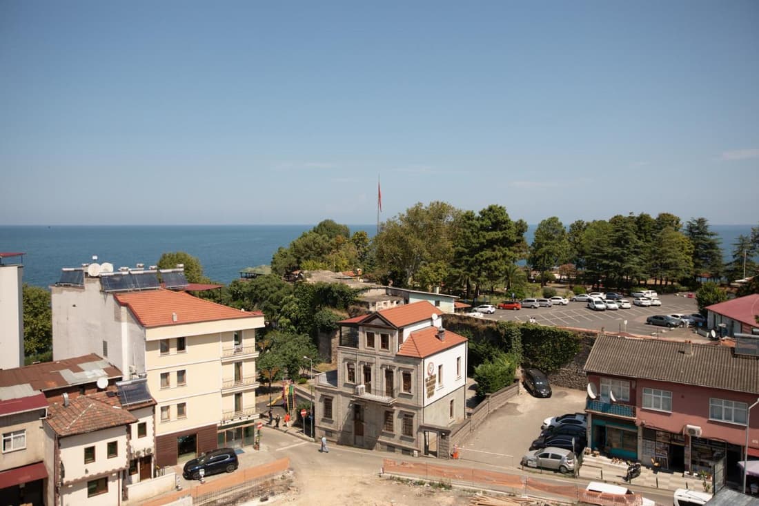 Grand Business Hotel