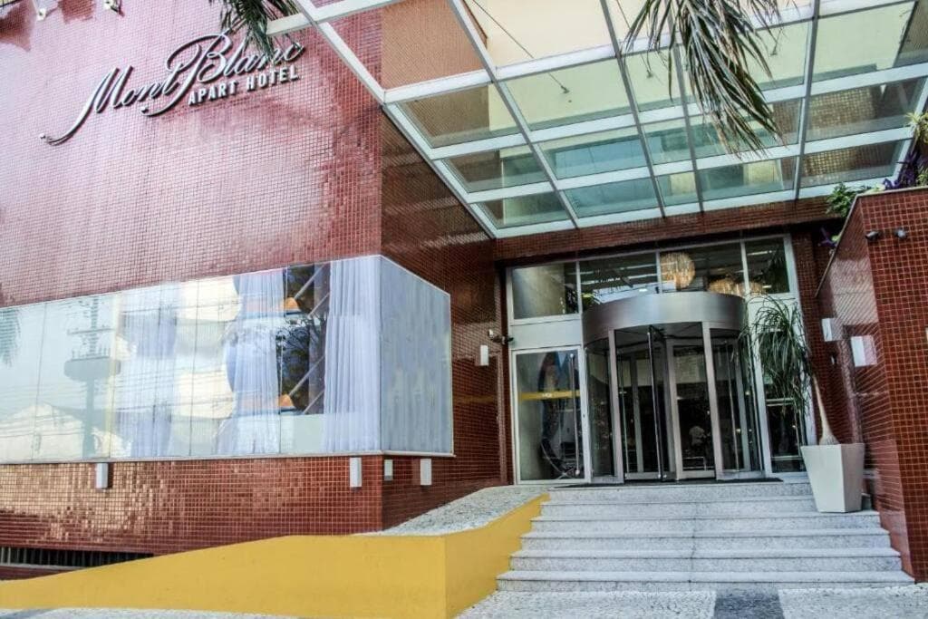 Apartamento 102 - dentro do Mont Blanc Apart Hotel