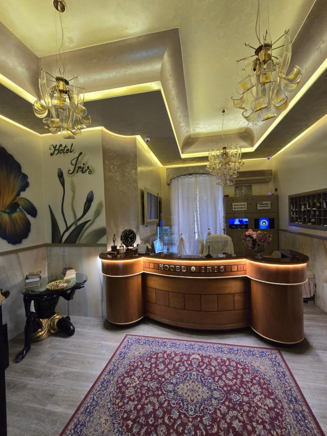 Hotel Iris