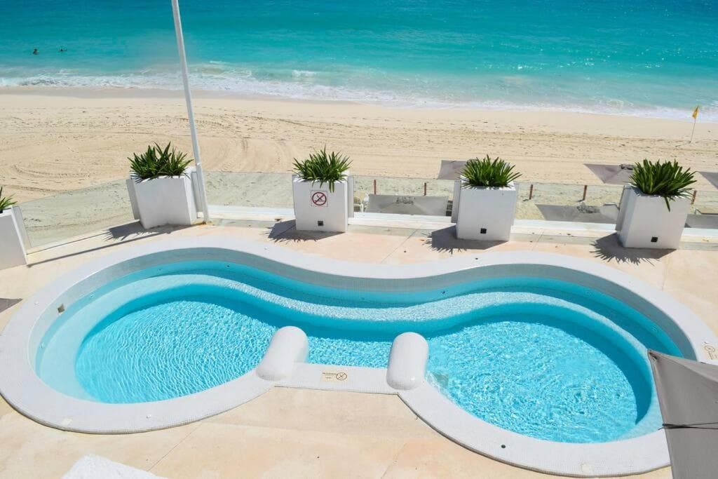 Brand new studio at the beach 3D