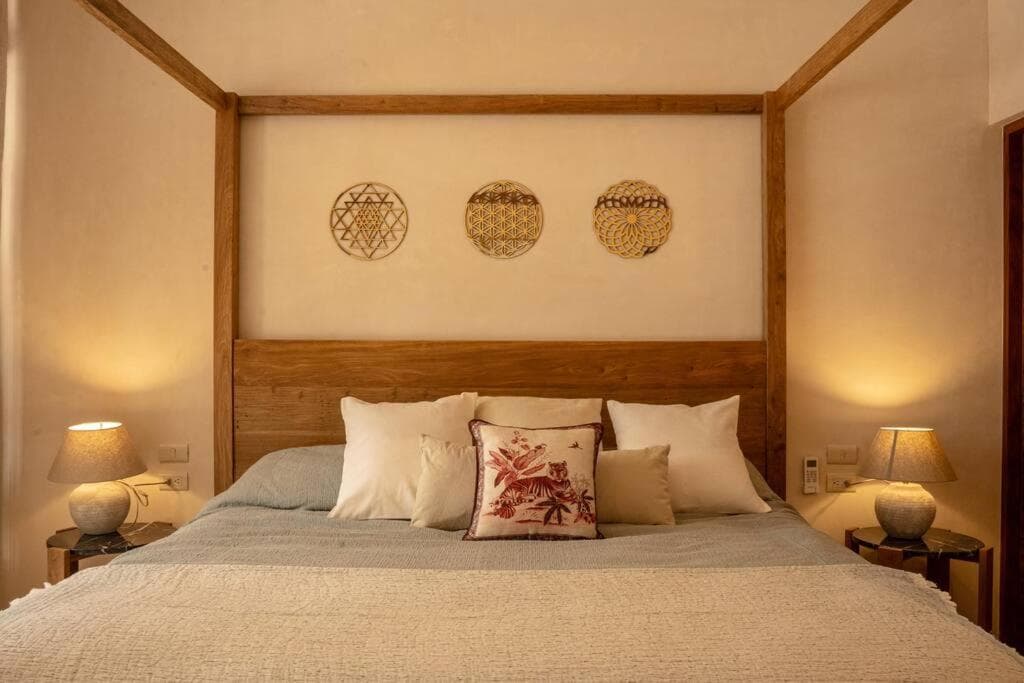 Boho-Chic 1BR Apartment with Private Terrace