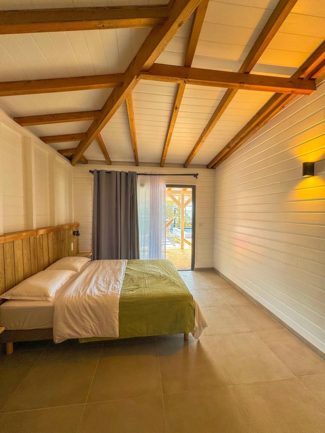 Kay Alice - Beachfront Villa