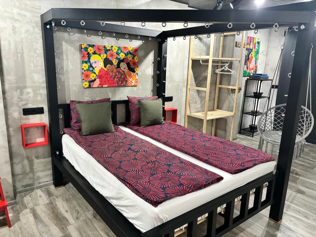 Insomnia Alicante apartment with private patio