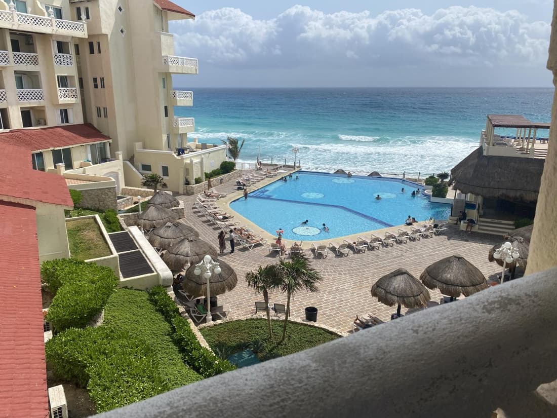 Cancun Plaza Condo Mexico