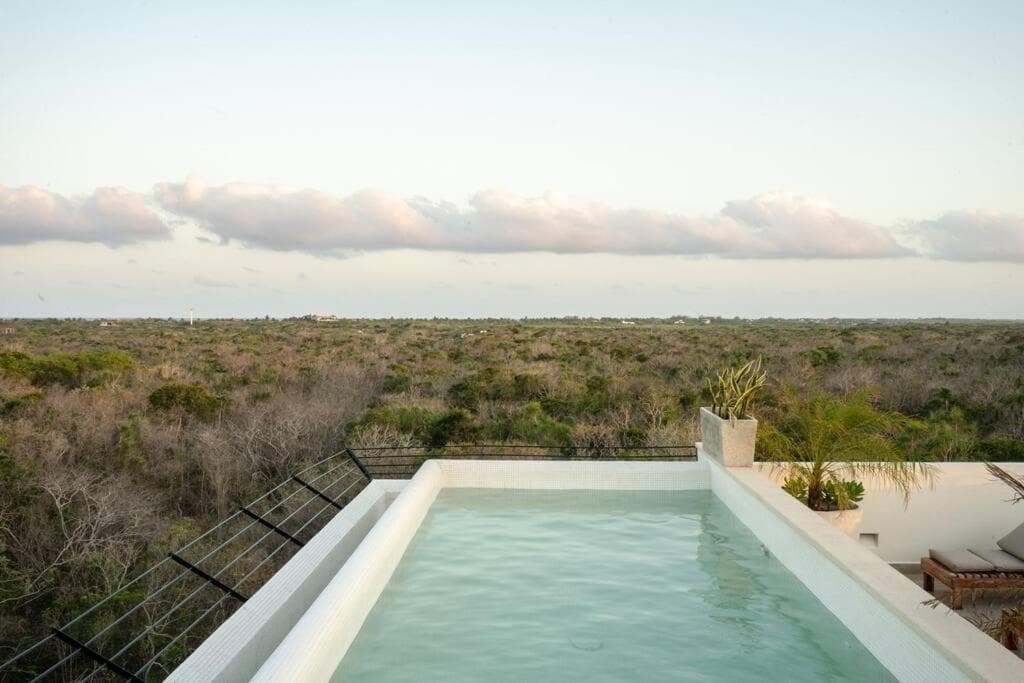 Private Pool & Terrace - Sleeps 4 Near the Beach - B104