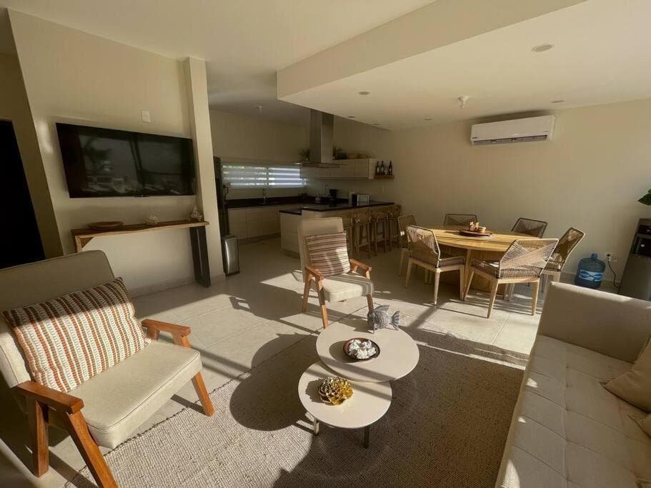 Hermosa Casa de 3 pisos en Condominio de lujo Playa del Carmen