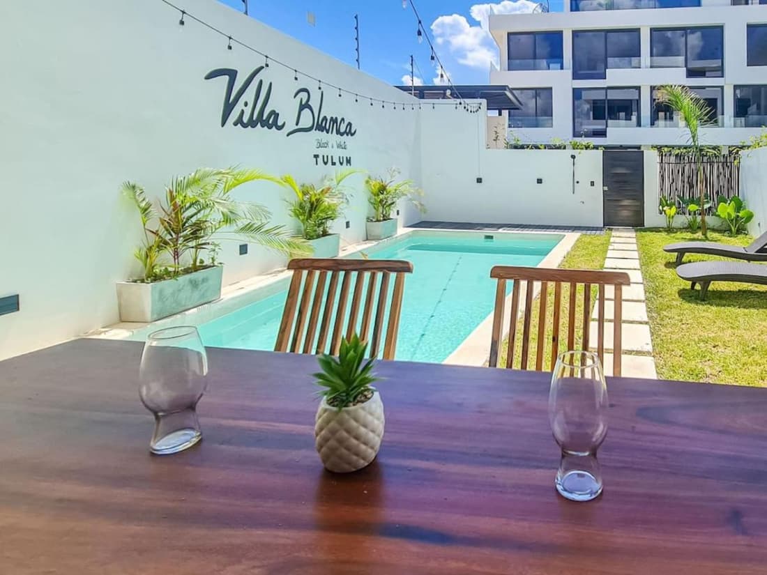Villa Blanca Incredible 2BR Villa - Private Pool Beach Club