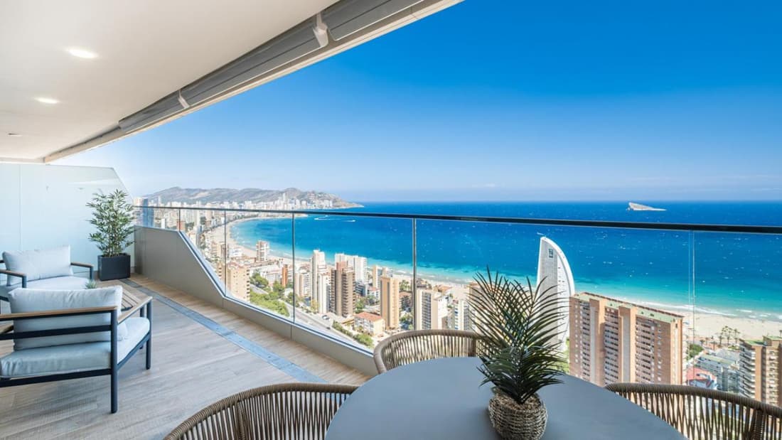 Benidorm Beach, Grupo AMI