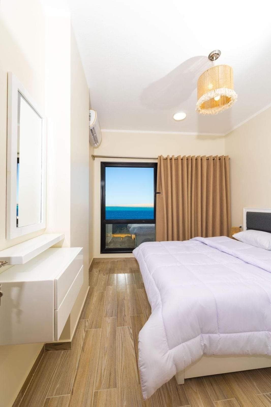 BLUE ViEW SUiTES