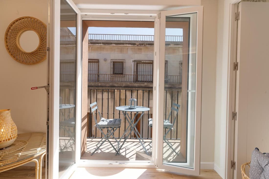 Barrio Gem Stylish 2Bedroom Oasis in Alicante