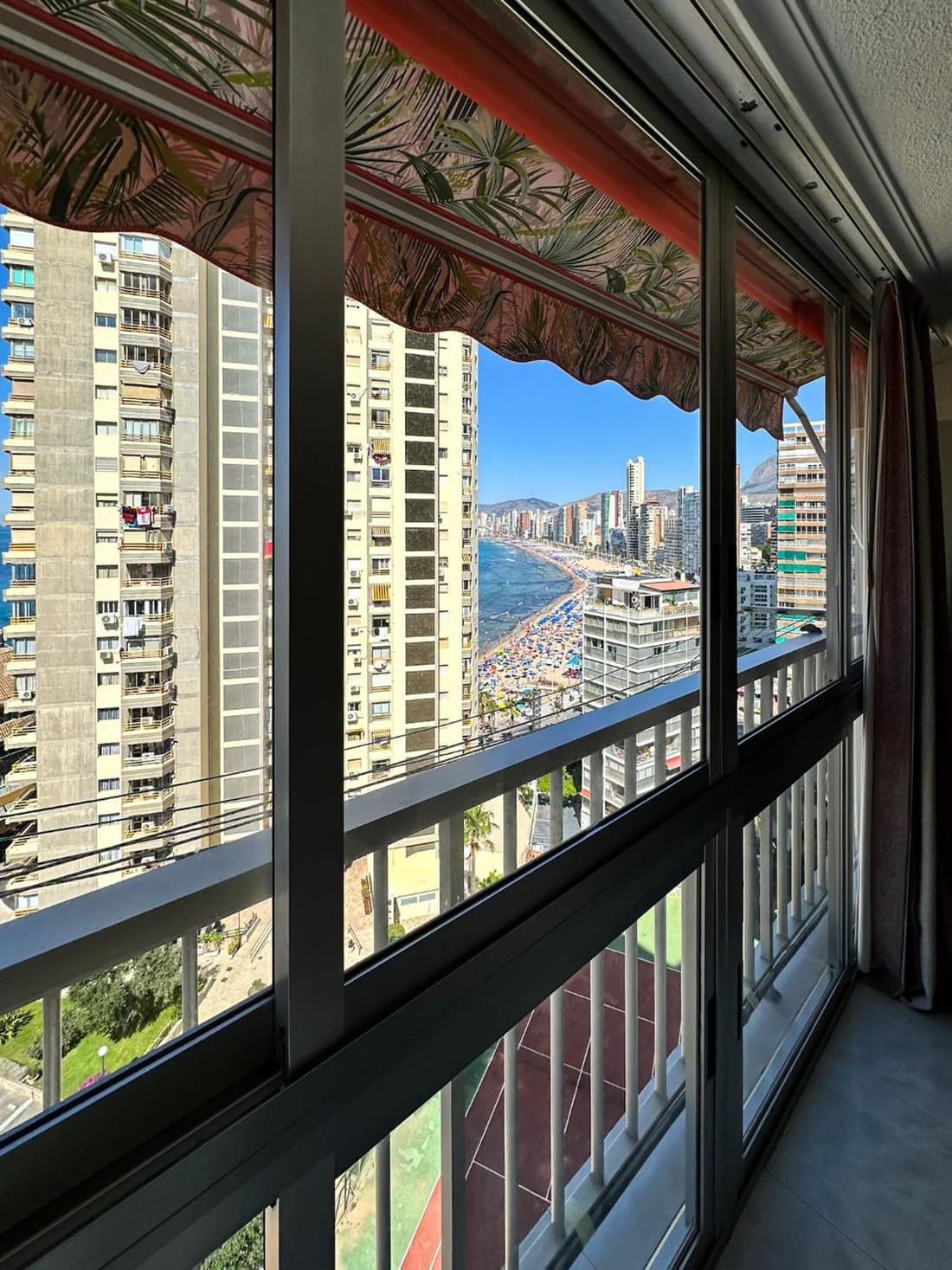 Apartamento con Vistas al Mar y Parking