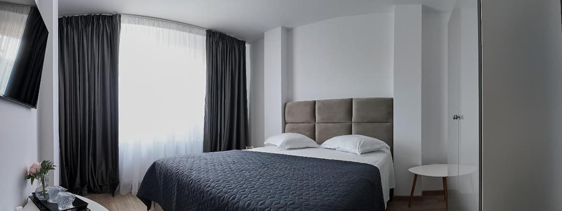 Hotel EMMA S R L