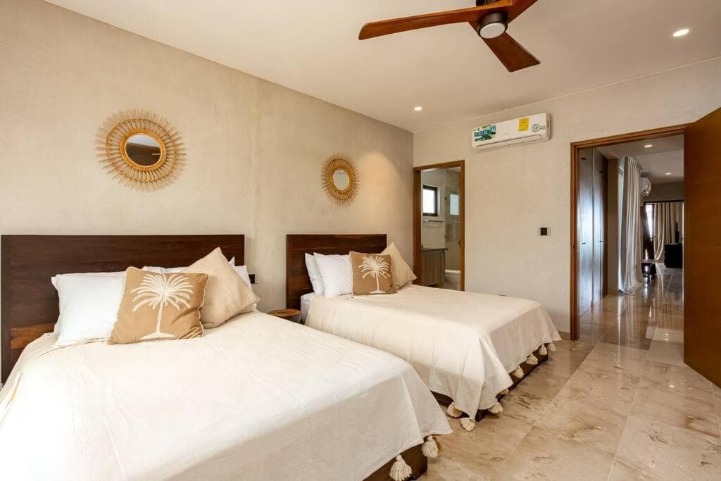 Luxury Beachfront Getaway Tankah Bay