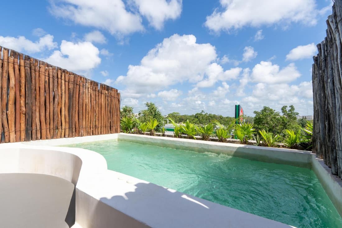 Sapphire - 2 floors condo with private roof and pool & beach club access