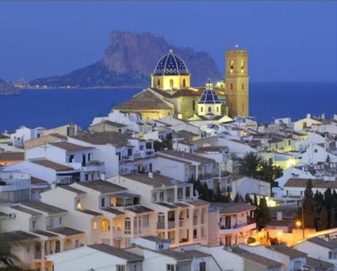 Central & Spacious Miraflores Alicante - High Rated