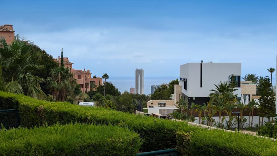 LOS ALTOS sea view apartment