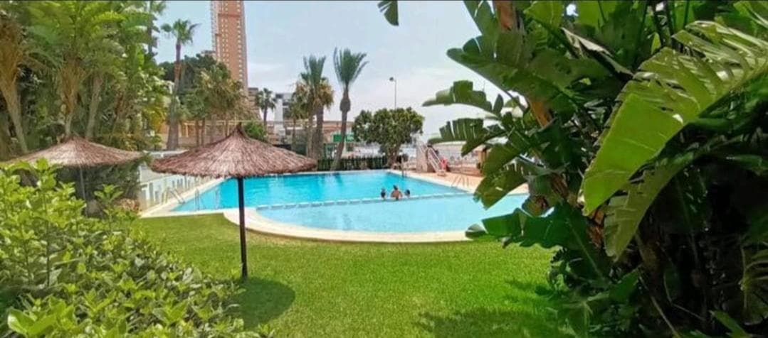 APARTAMENTO ACAPULCO LUXE PISO 3 EN 1A LINEA PLAYA PONIENTE BENIDORM TOP VISTAS AL MAR ESPECTACULARES y DE LUXE CON ACCESO A PISCINA Y GARAJE PRIVADO