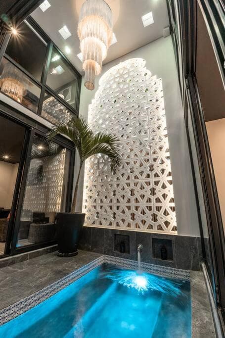 4BR Villa with Arch Pool Near Tulum Centro