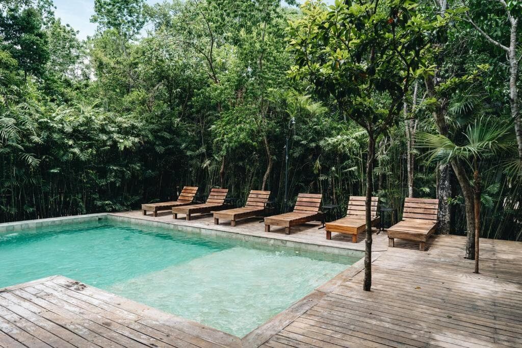 4BR Villa with Pool, Rooftop Bar and Lounge