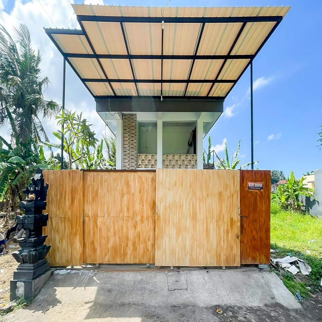 Winy House