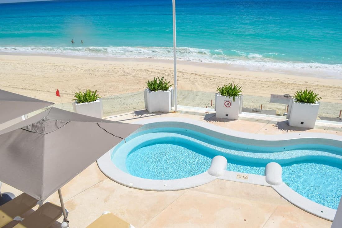New studio at the Beach, pool, gym, spa 2D